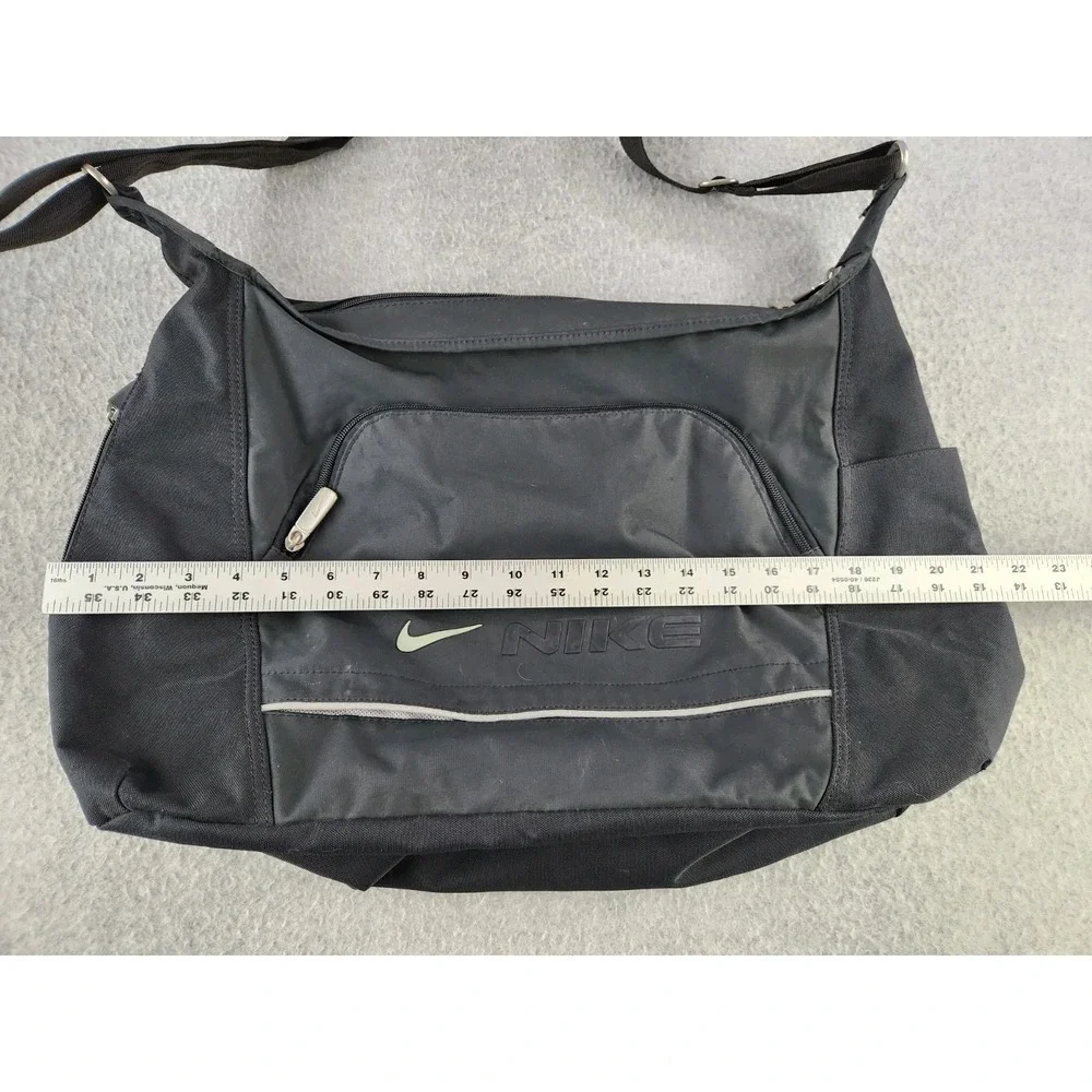 Vtg Nike Y2K Crossbody Bag Duffle Shoulder Gym Workout Travel Carry On Gorpcore